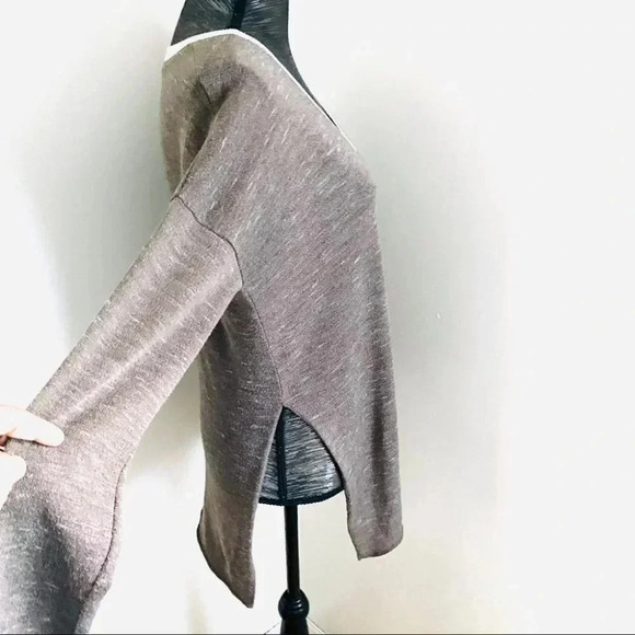 ARITZIA WILFRED LONG TAUPE V NECK  SWEATER SIZE SMALL - Picture 4 of 9